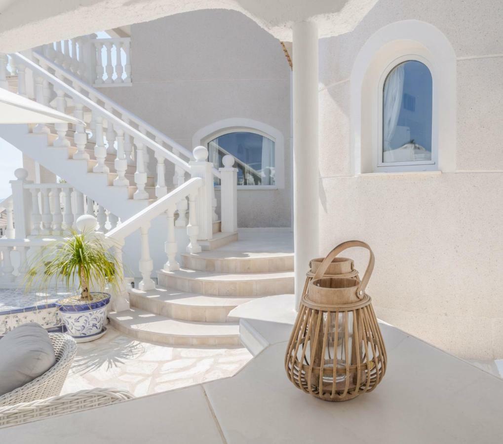 Frontline Villa, Five Star Deluxe El Campello Εξωτερικό φωτογραφία
